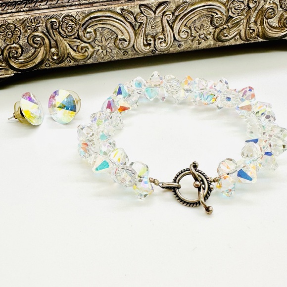 Aurora Borealis Crystal Bracelet & Earrings - Picture 13 of 14